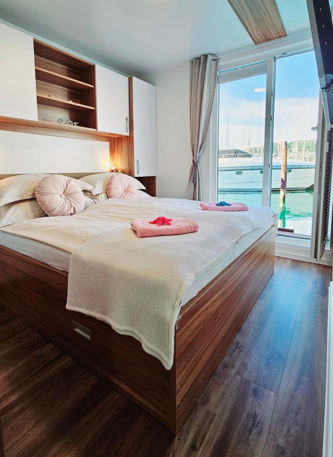 Floating Sea House - Vital Lux بورتوروز المظهر الخارجي الصورة